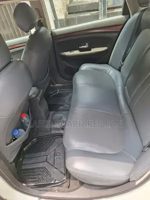 Nissan Bluebird 2008 Pearl