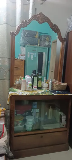 Shekun Kather Dressing Table