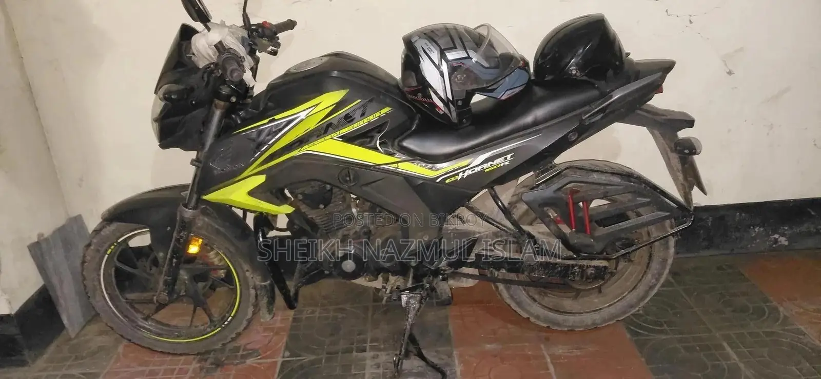 Honda Hornet 2020 Gray
