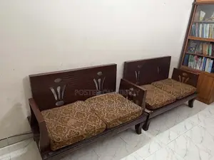 ৫ সিটার সোফা