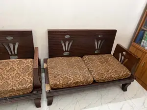 ৫ সিটার সোফা