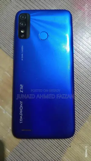 Symphony Z32 32 GB Blue
