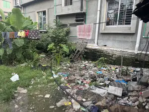 জায়গা বিক্রি করা হবে।