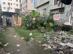 জায়গা বিক্রি করা হবে।