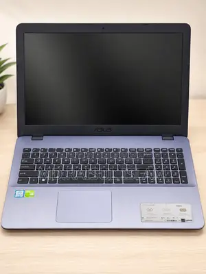 Laptop Asus VivoBook X540SA 4GB Intel Core I3 HDD+SSD 1T