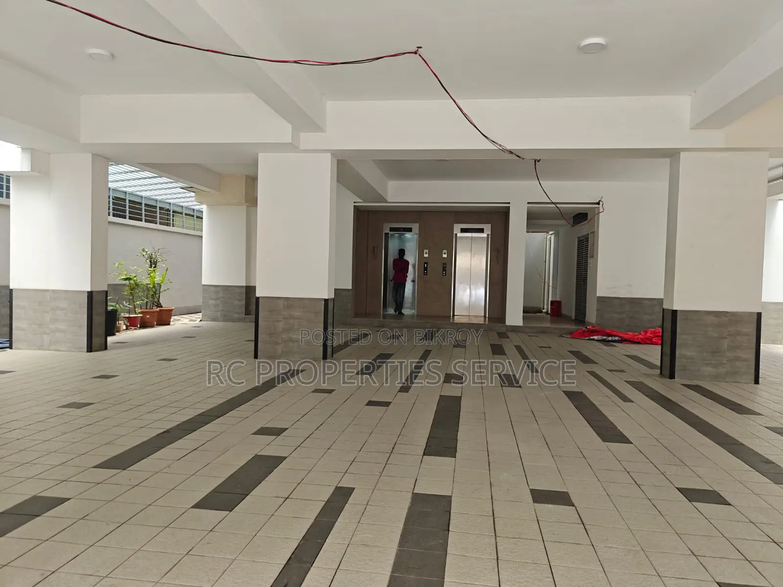 2150sft Apartment Office Rent in Uttara