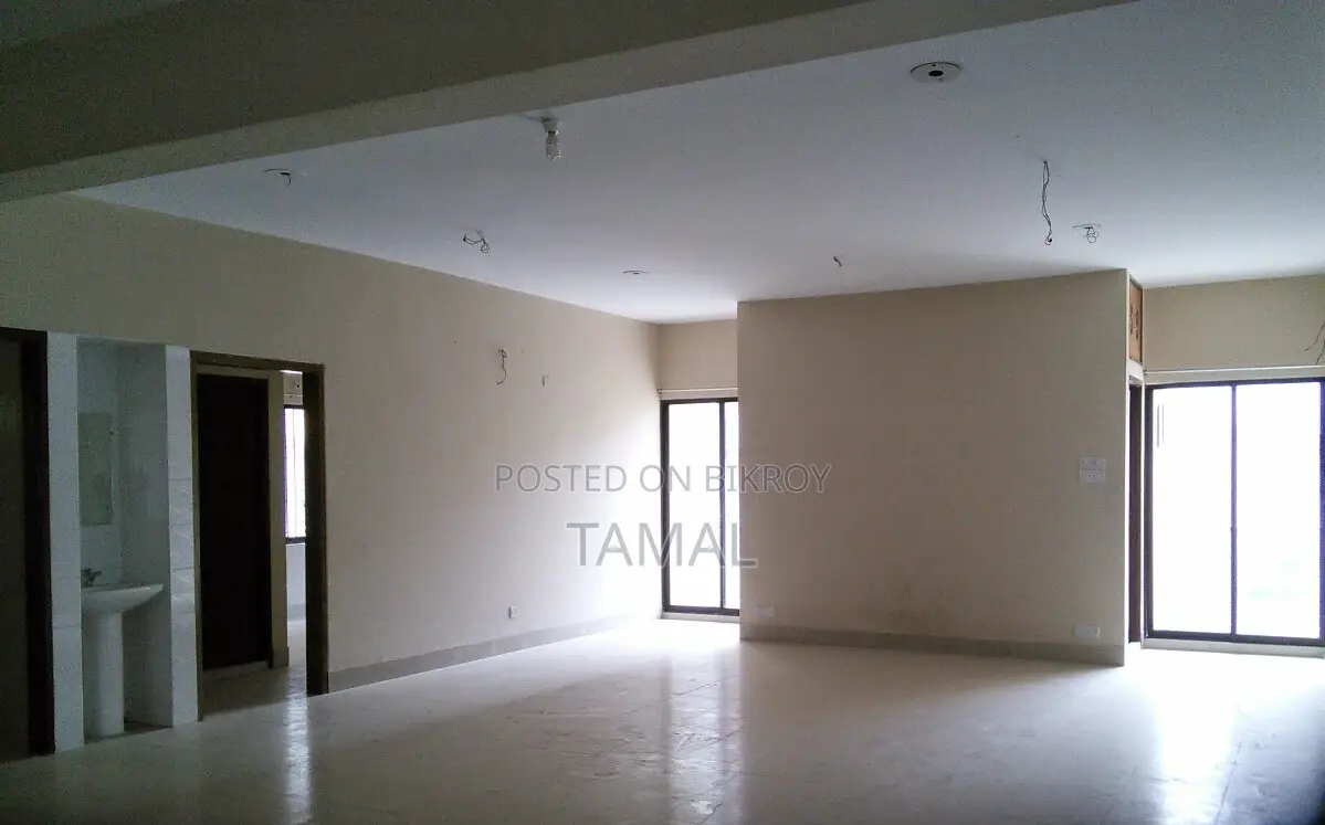 1250 SFT Office Space at Uttara Sec 10