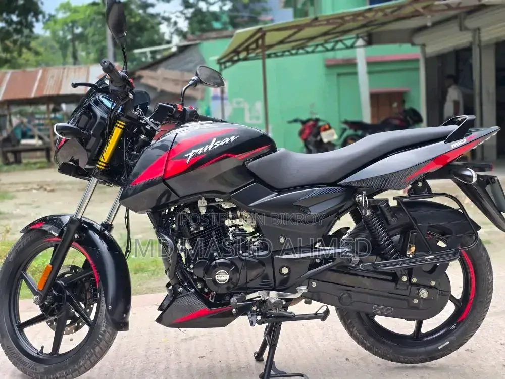 Bajaj Pulsar 150 2025 Black