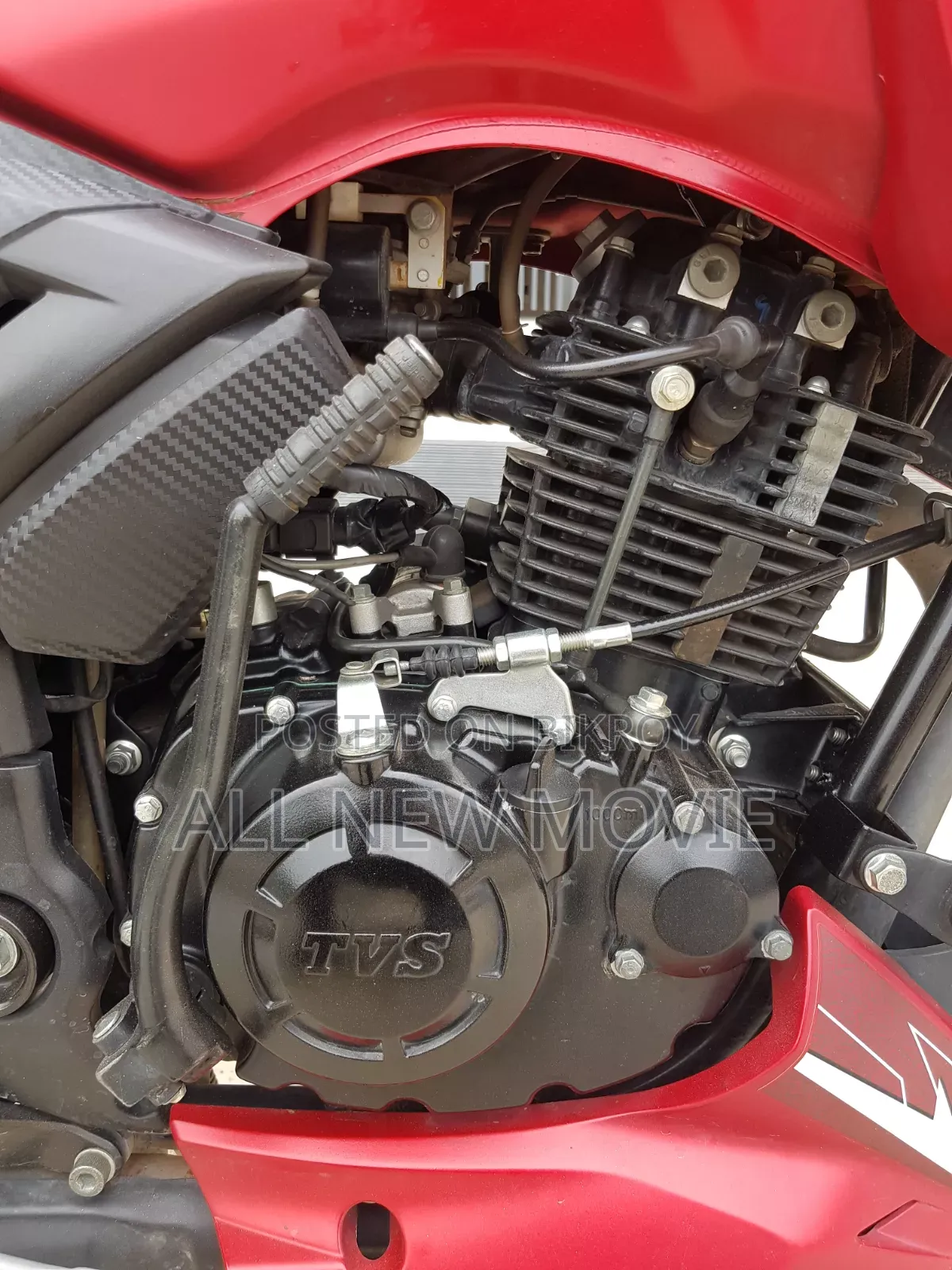 TVS Apache RTR 160 2V 2025 Red