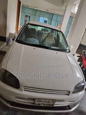 Toyota Starlet 1997 White