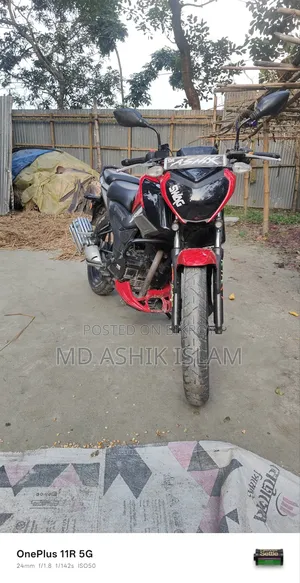 TVS Raider 125 2022 Red