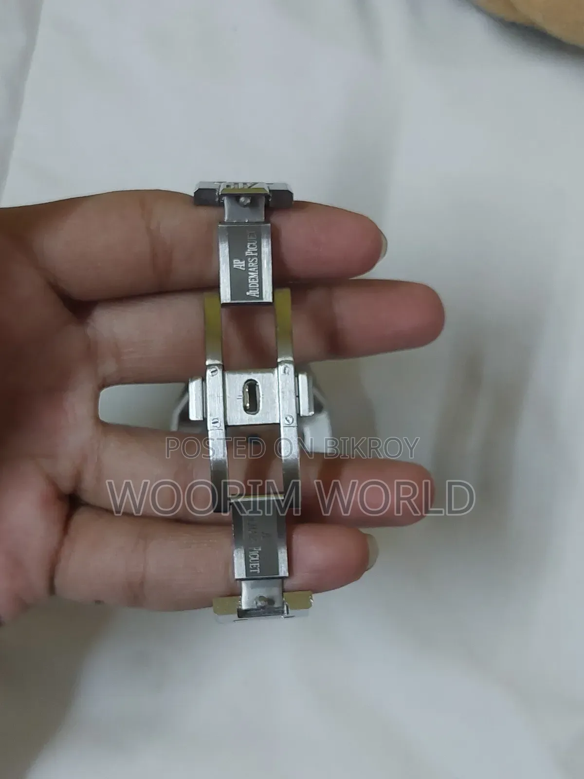 এপি মুনফেজ পারপেচুয়াল ক্যালেন্ডার। ফ্রেশ কন্ডিশন সবকিছু সচল