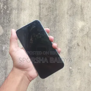 অ্যাপল আইফোন ১১ ৬৪ জিবি গ্রিন