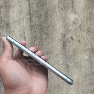 অ্যাপল আইফোন ১১ ৬৪ জিবি গ্রিন