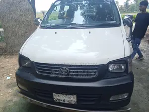 Toyota Noah 2.0 AWD (8 Seater) 2005 White
