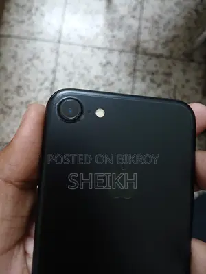 Apple iPhone 7 32 GB Black