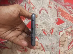 Realme C25Y 64 GB Black