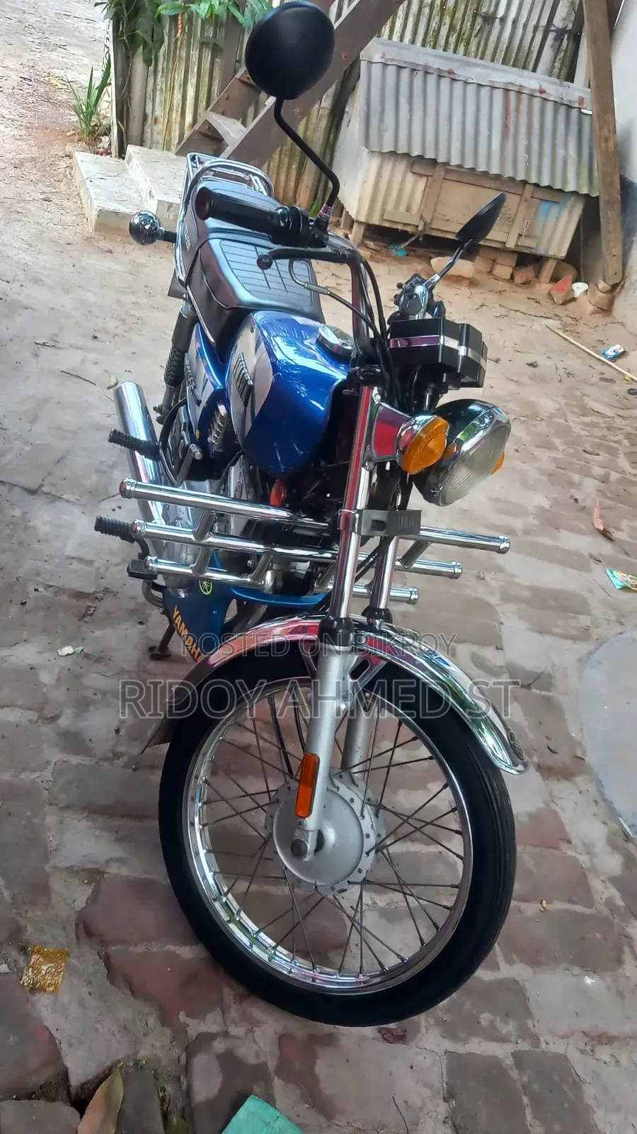 Yamaha 1999 Blue