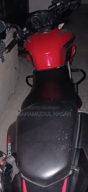 Bajaj Pulsar NS 160 2022 Red