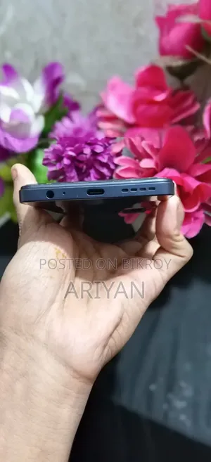 ইনফিনিক্স হট ৩০ ১২৮ জিবি কালো