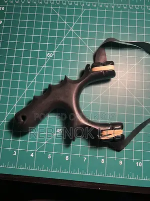 Slingshot Cool Design With Free Steel Balls