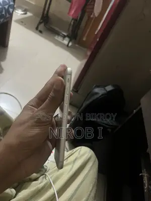 অ্যাপল আইফোন ৭ ১২৮ জিবি সিলভার