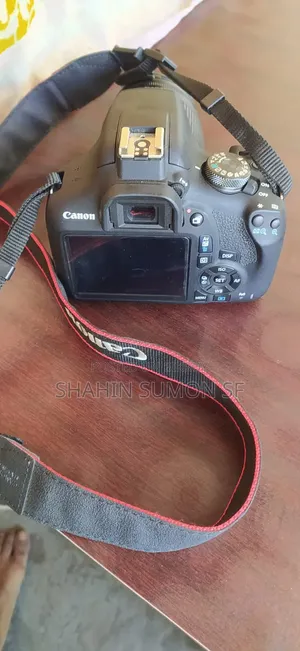 Canon 200d