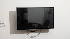 Samsung TV 24"