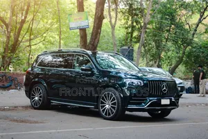 Mercedes-Benz GLS-Class GLS 400d 2022 Green