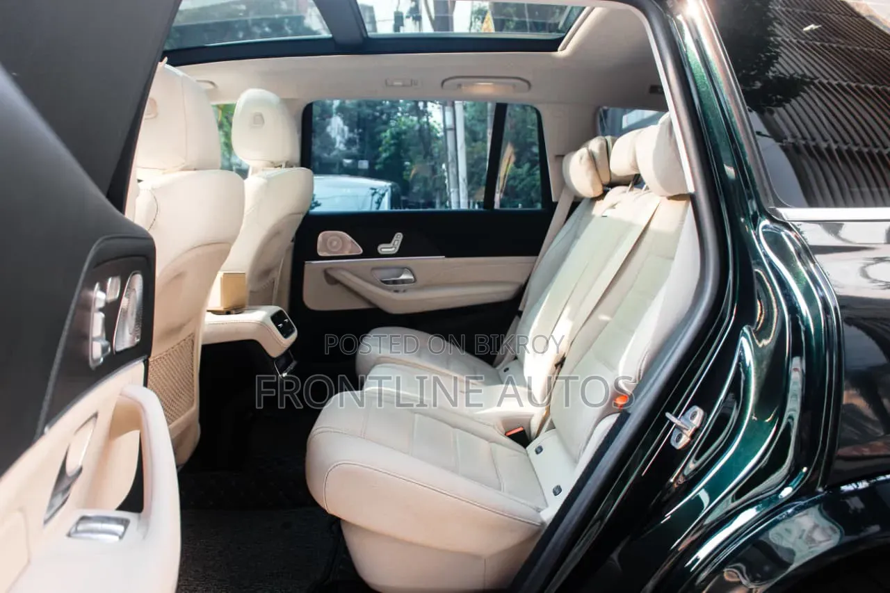 Mercedes-Benz GLS-Class GLS 400d 2022 Green