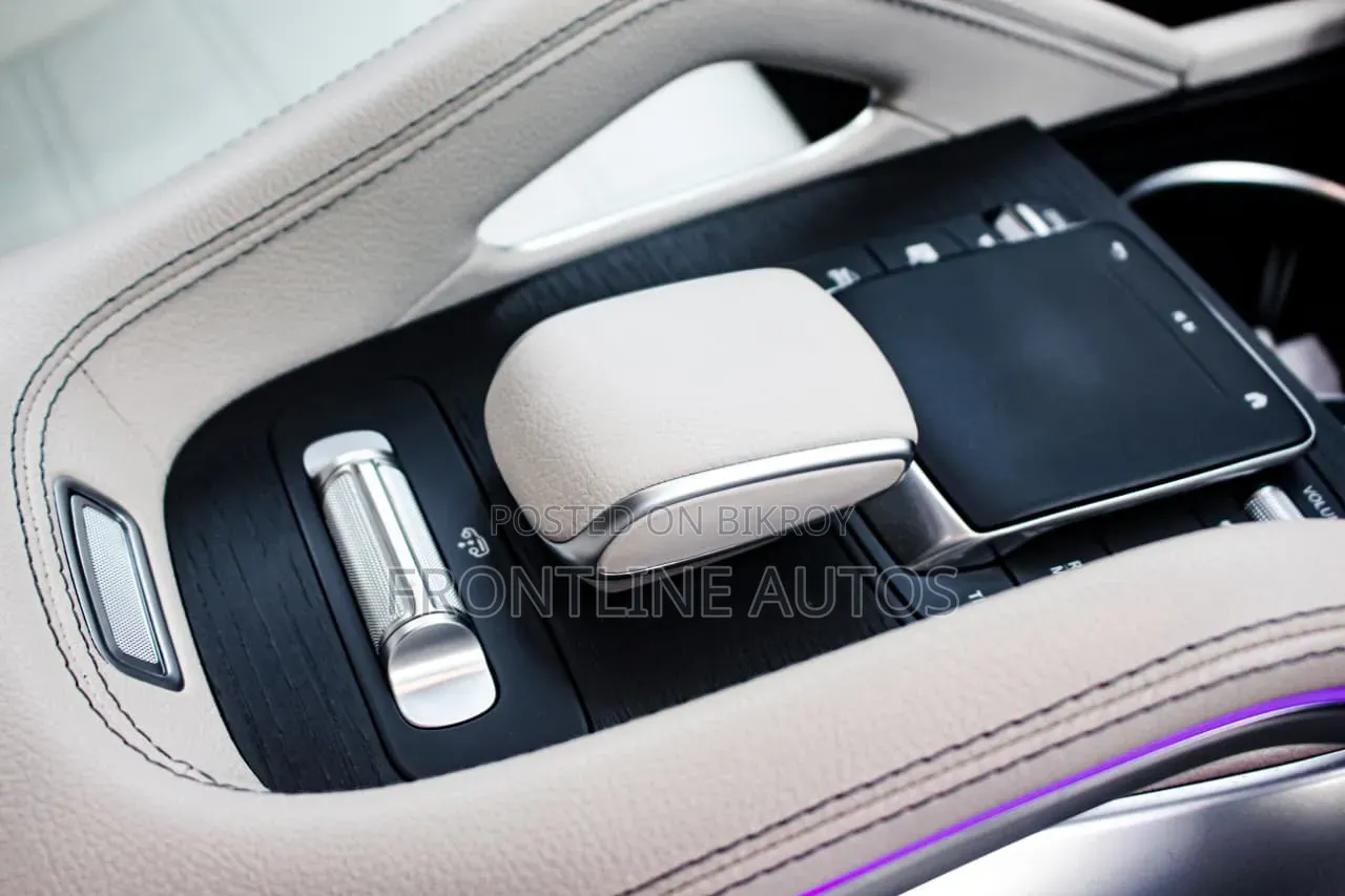 Mercedes-Benz GLS-Class GLS 400d 2022 Green