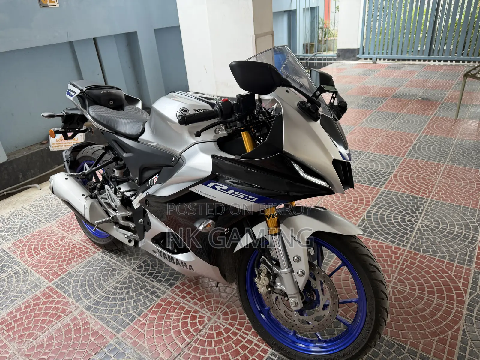 Yamaha R1 2026 Silver
