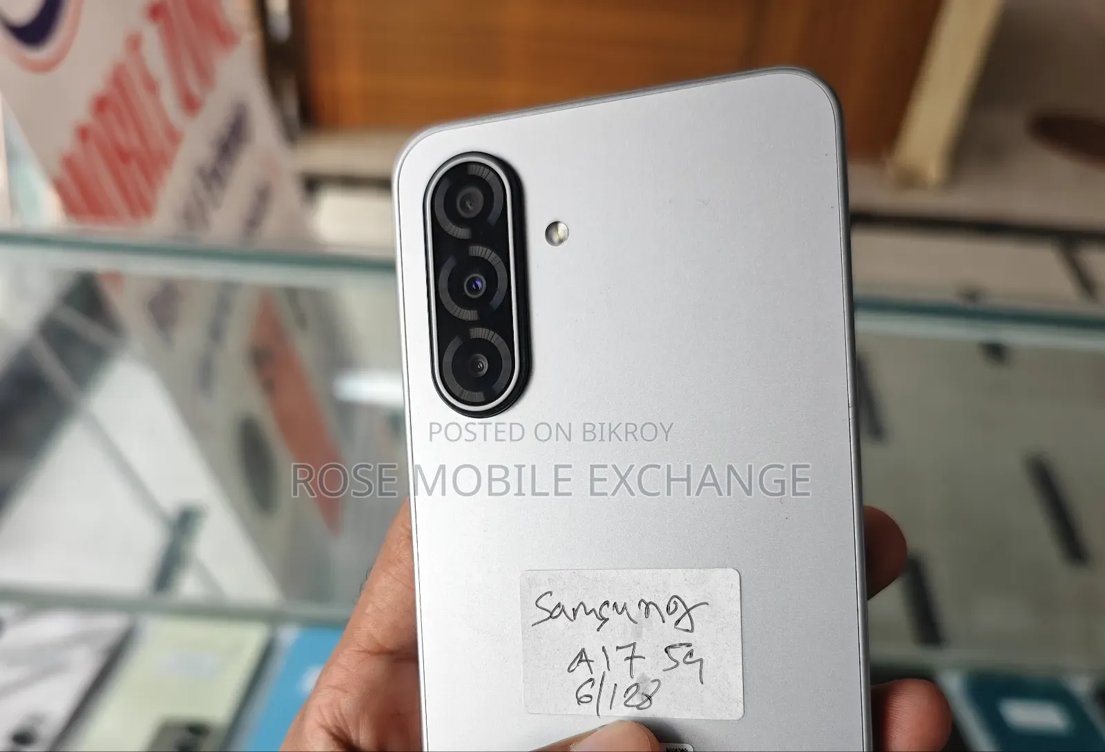 New Samsung 128 GB Silver