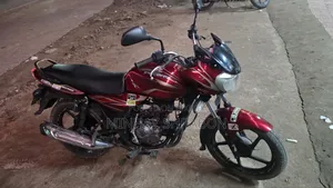 Bajaj Discover 100 2012 Red