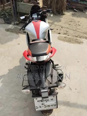 Suzuki Gixxer Fi ABS 2024 Orange