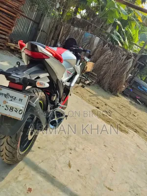 Suzuki Gixxer Fi ABS 2024 Orange