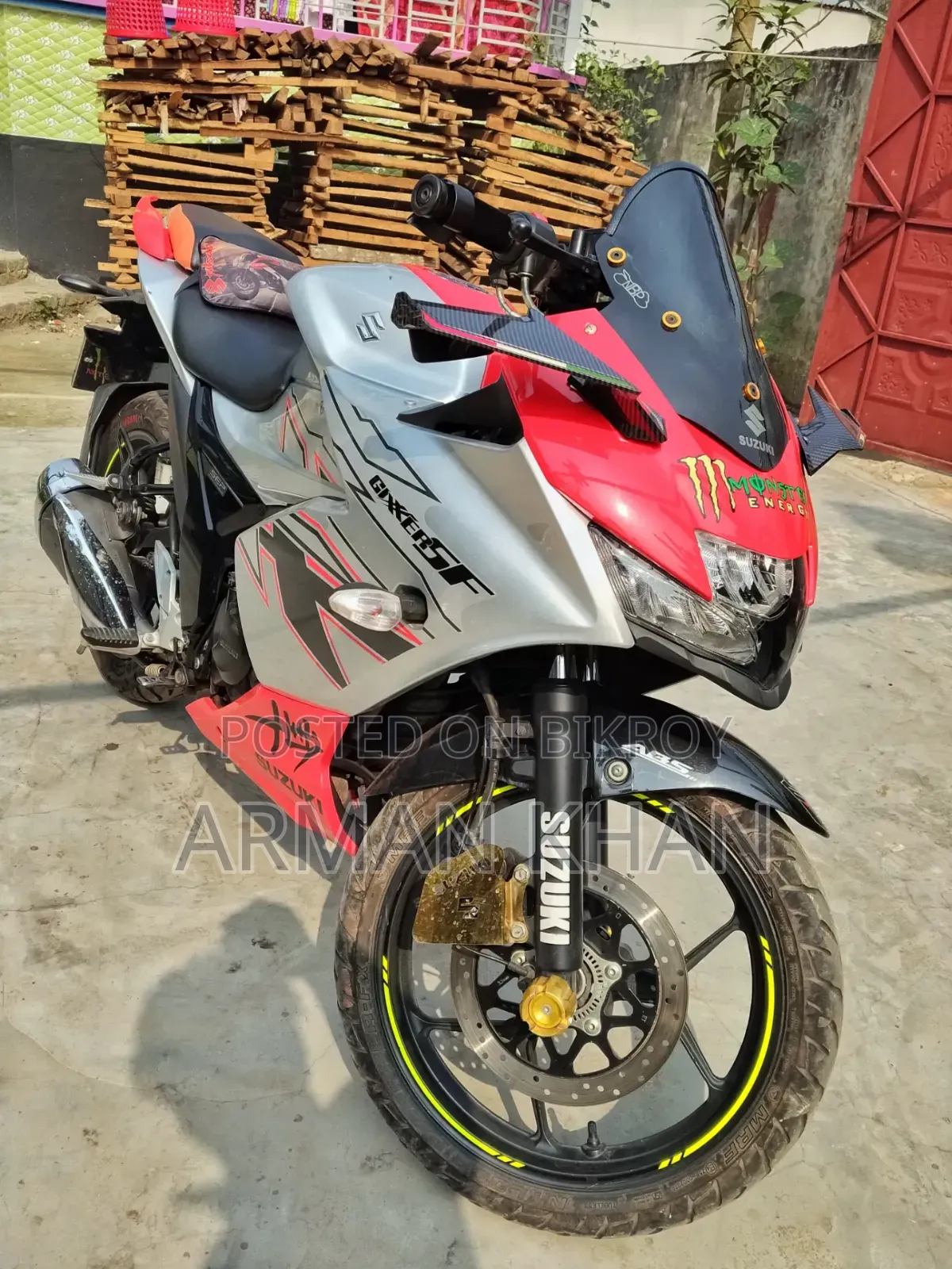 Suzuki Gixxer Fi ABS 2024 Orange