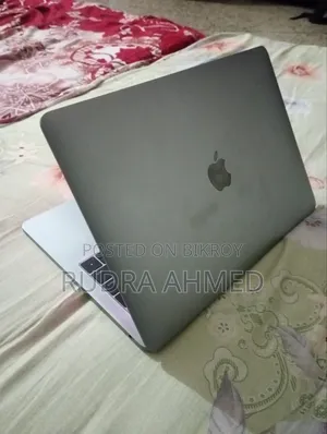 Laptop Apple MacBook Pro 2017 8GB Intel Core i5 SSD 256GB