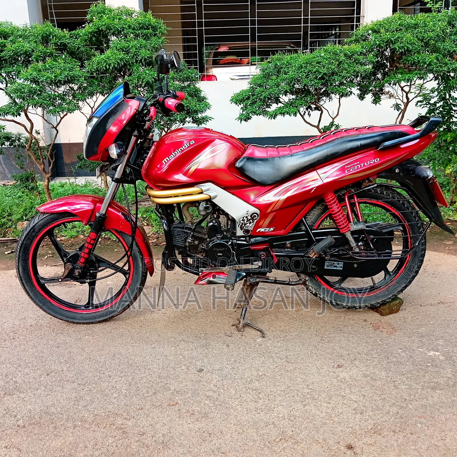 Mahindra Centuro 2019 Red