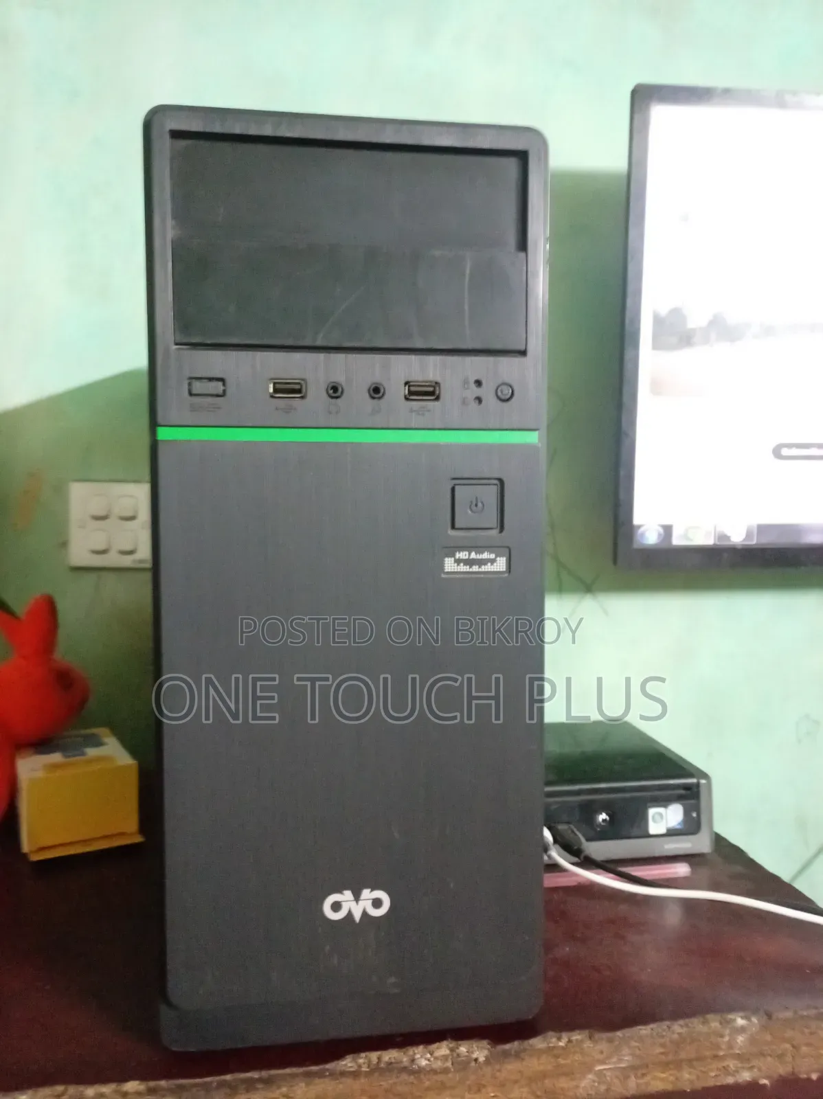 Desktop Computer 4GB Intel Core i3 HDD 500GB
