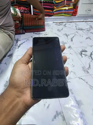 iQOO 256 GB Black
