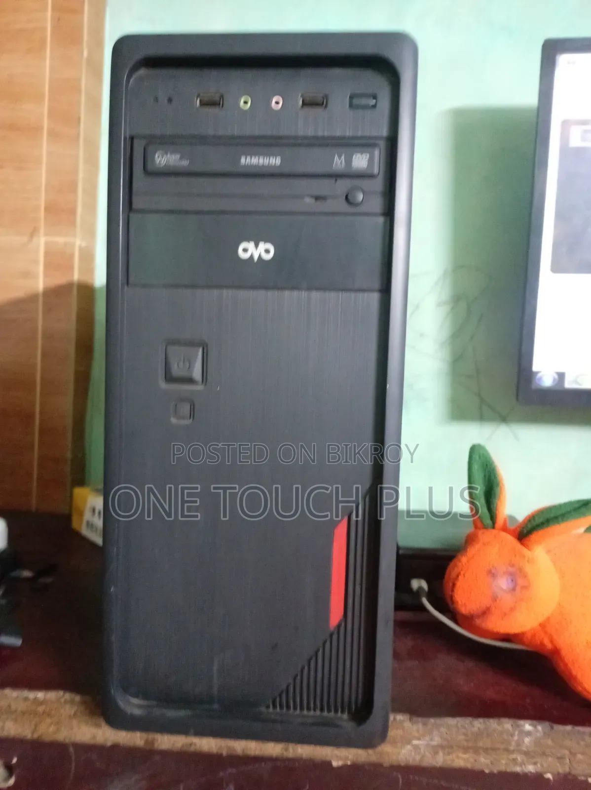 Desktop Computer 4GB Intel Core i5 HDD 500GB