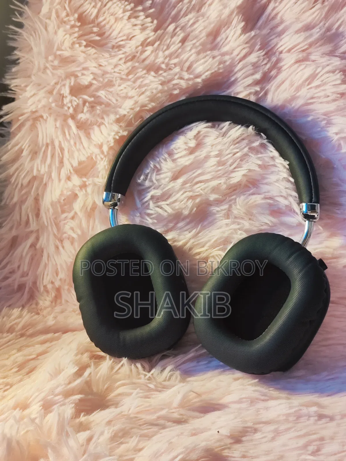 Hoco W35 Max Premium Wireless Headphone - 90 Hours Battery Life!