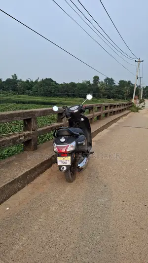 Suzuki Access 125 FI CBS 2025 Black