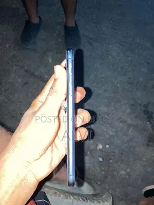 Apple iPhone 11 64 GB Black