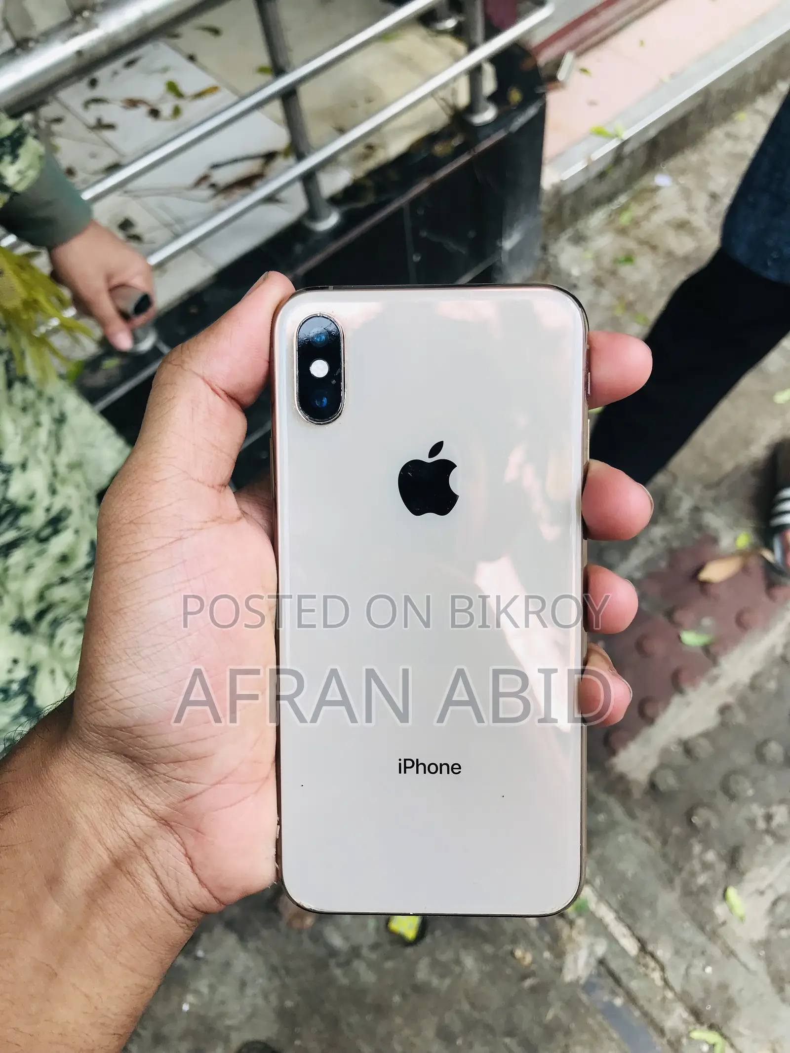 Apple iPhone XS 64 GB White