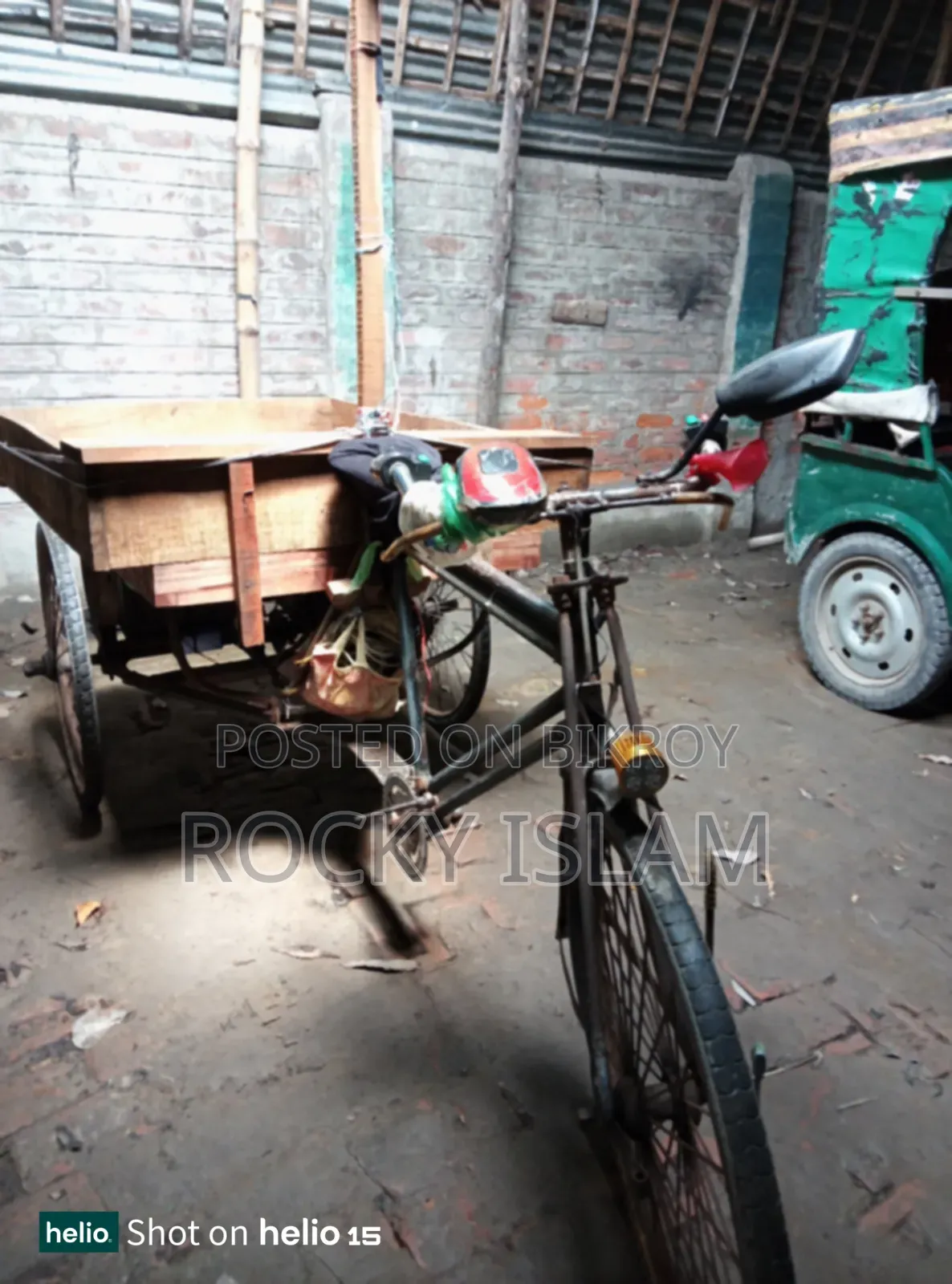 Battery-operated van for sale – low price