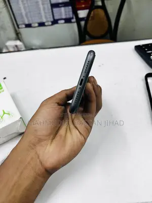 Apple iPhone 11 64 GB Black