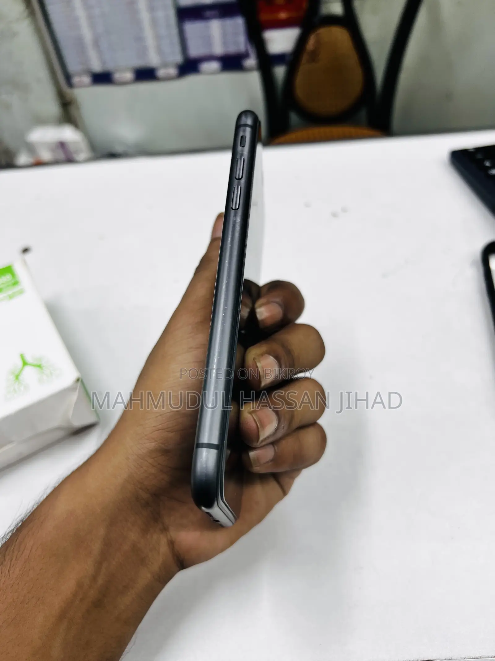 Apple iPhone 11 64 GB Black