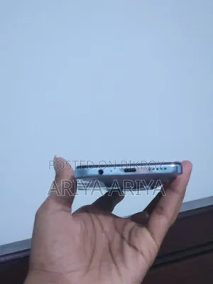 Vivo 128 GB Blue